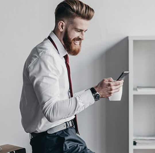 businessman-using_smartphone